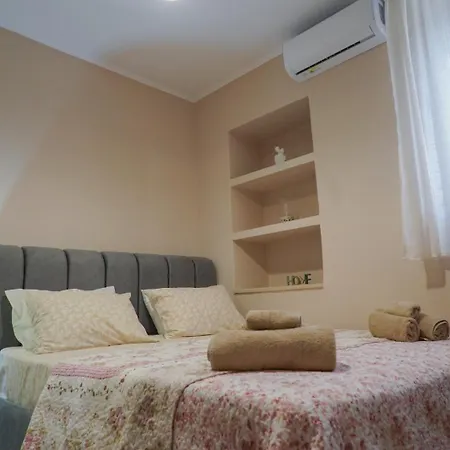 Grandma's House * Spartokhórion